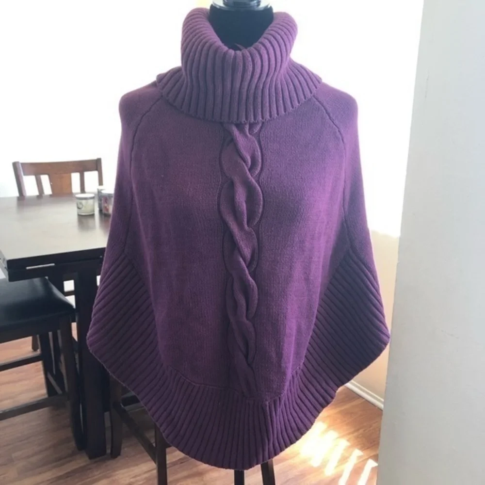 Maison Jules Womens Cable Knit Turtleneck Poncho